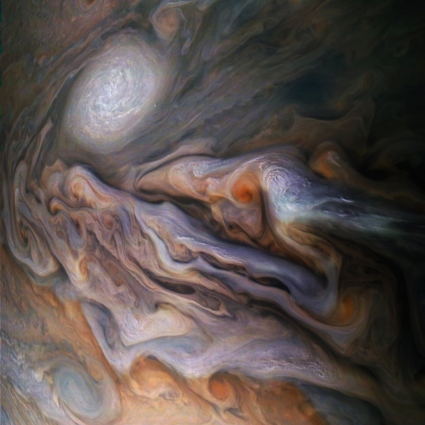   Миссия "Юнона" - близкий контакт с Юпитером 